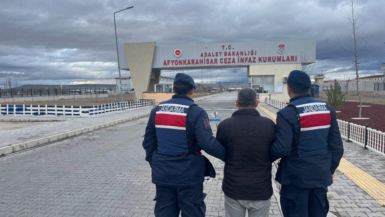 Afyonkarahisar’da Aranan Hükümlü Yakalandı